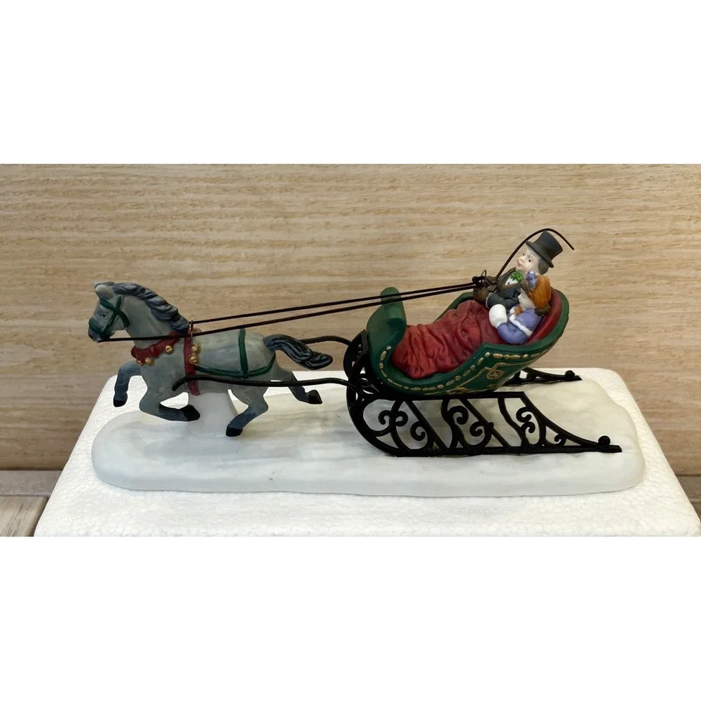 Dept 56 Heritage Village 58203 Dashing Though The Snow  1994